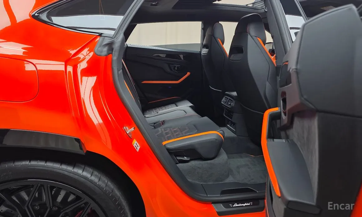 Lamborghini Urus 2018 4.0 V8 SE