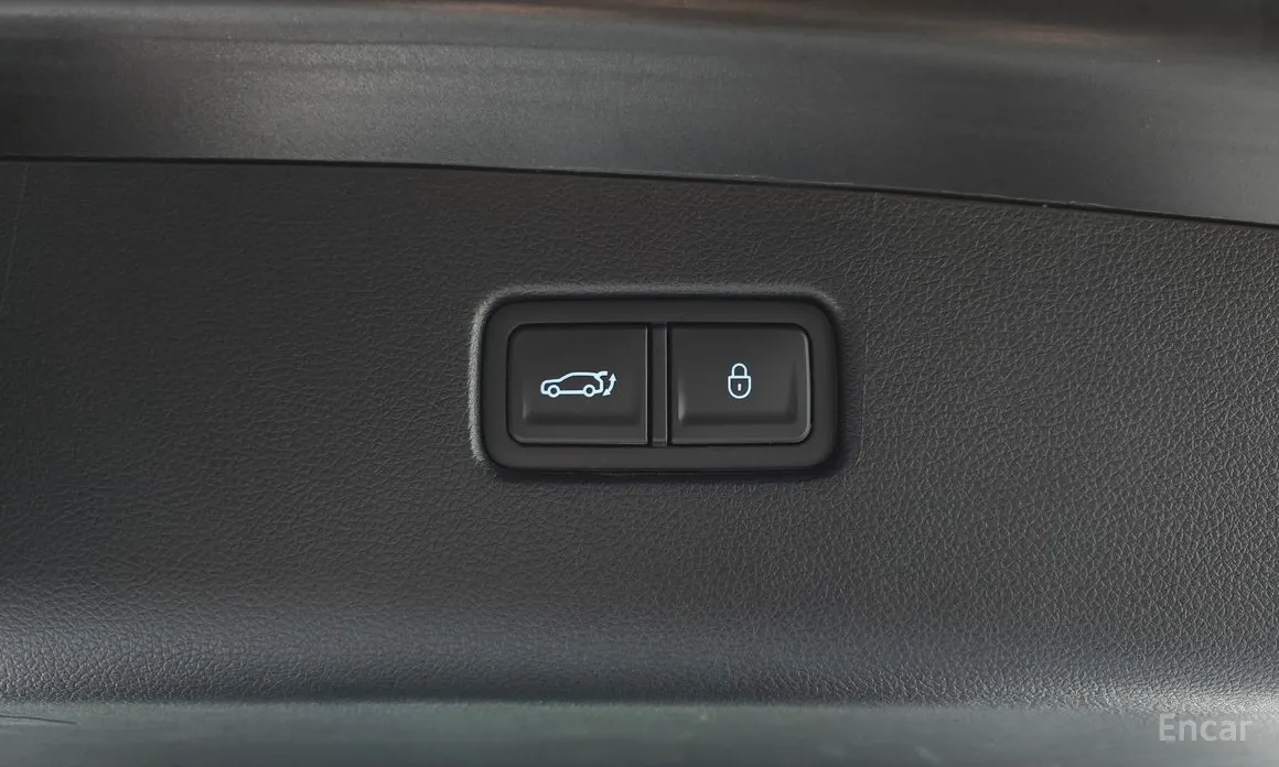 Genesis GV70 2022 e-AWD