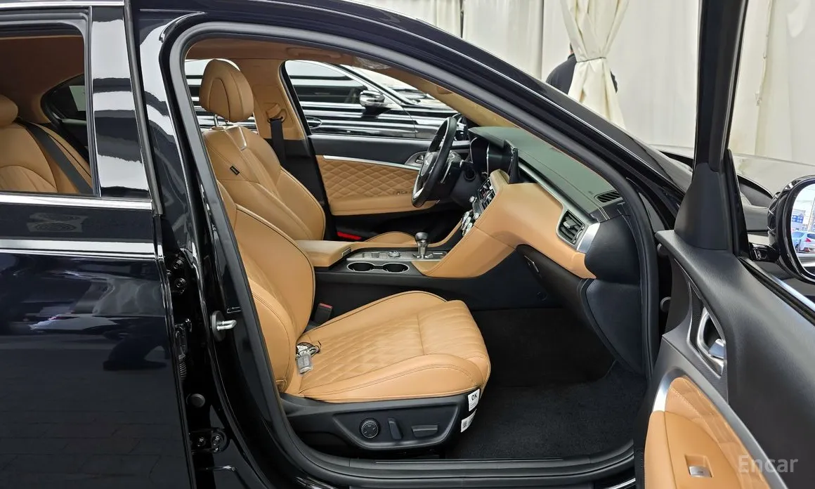 Genesis G70 2022 Gasoline 2.0T 4WD