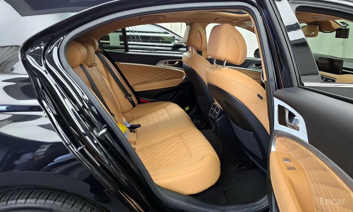 Genesis G70 2022 Gasoline 2.0T 4WD