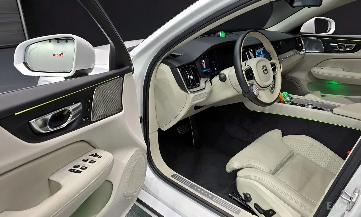 Volvo S60 2019 B5 Ultimate Bright