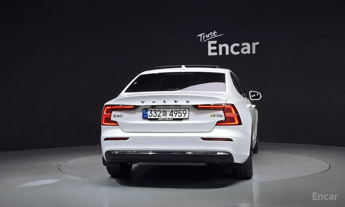 Volvo S60 2019 B5 Ultimate Bright