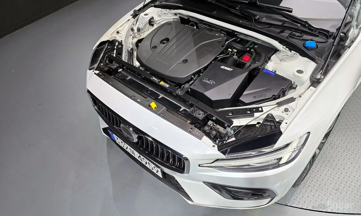 Volvo S60 2019 B5 Ultimate Bright