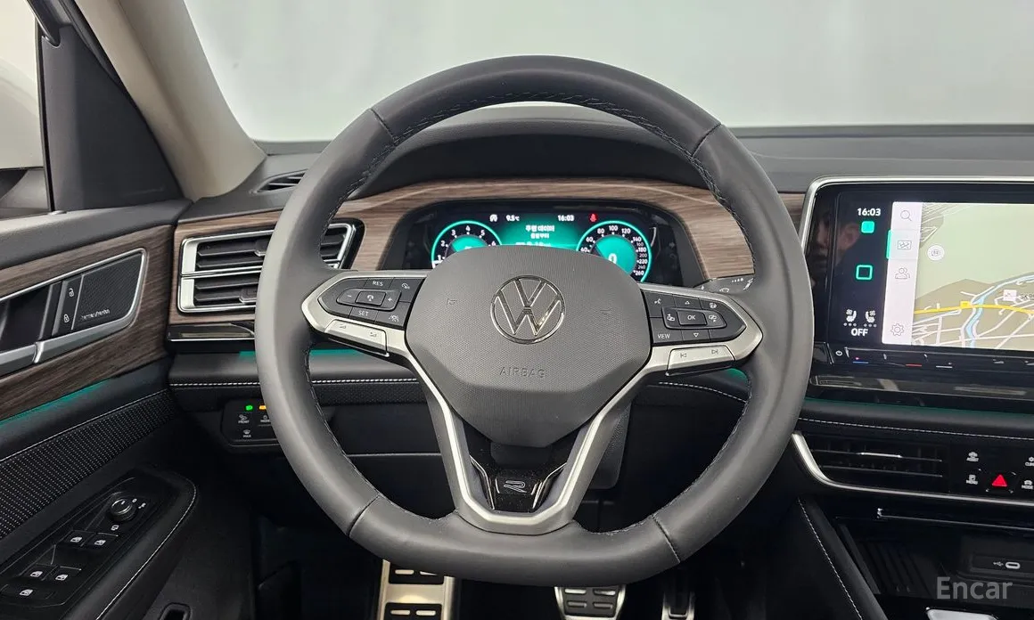 Volkswagen Atlas 2017 2.0 TSI R-LINE 7-Seater