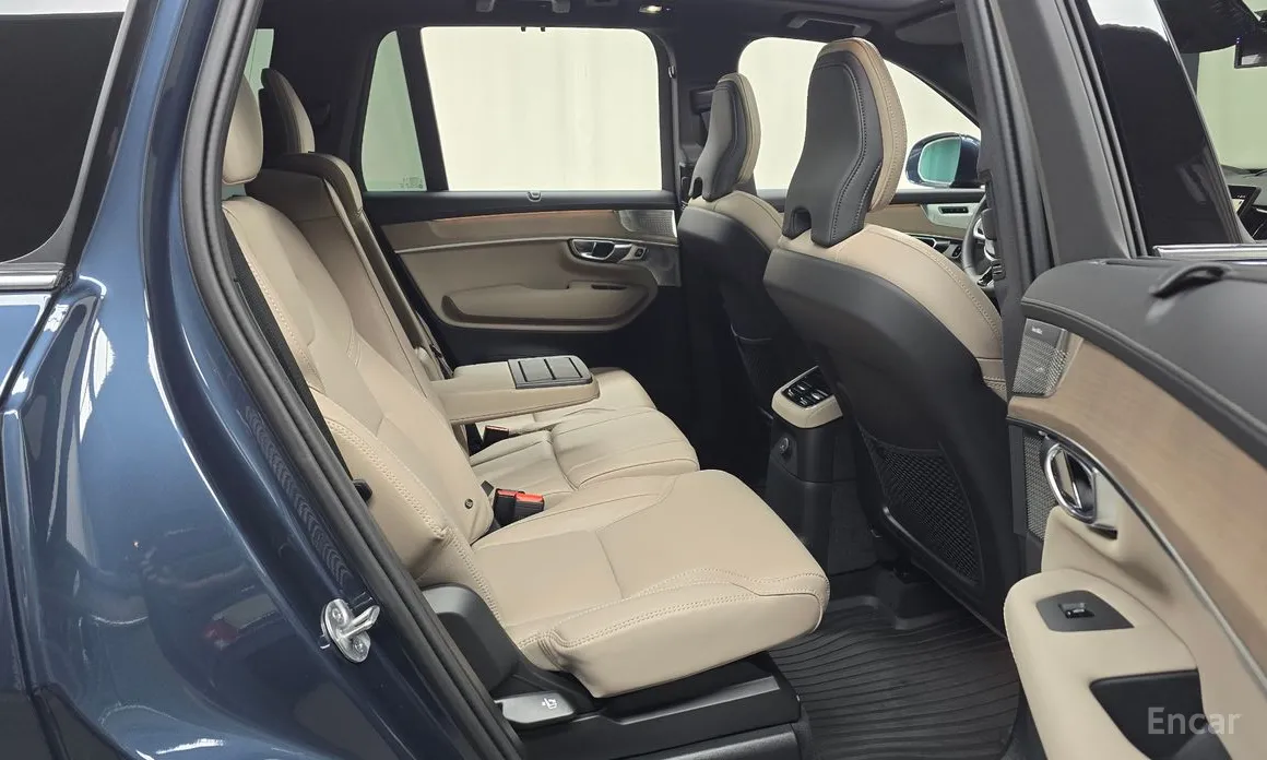 Volvo XC90 2016 T8 Ultra Bright Hybrid