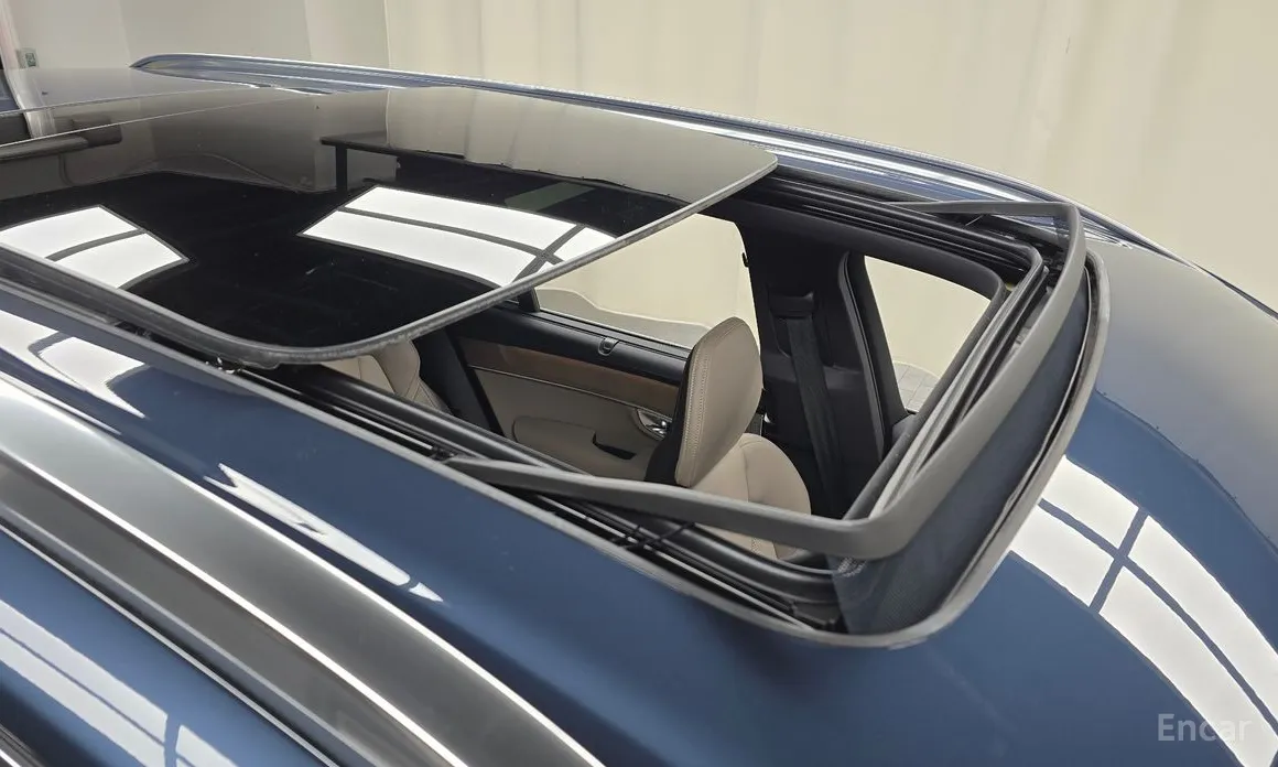 Volvo XC90 2016 T8 Ultra Bright Hybrid