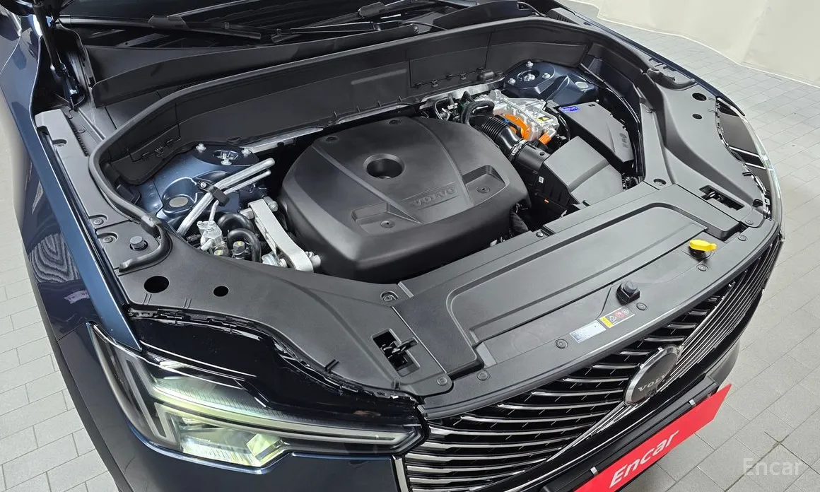 Volvo XC90 2016 T8 Ultra Bright Hybrid