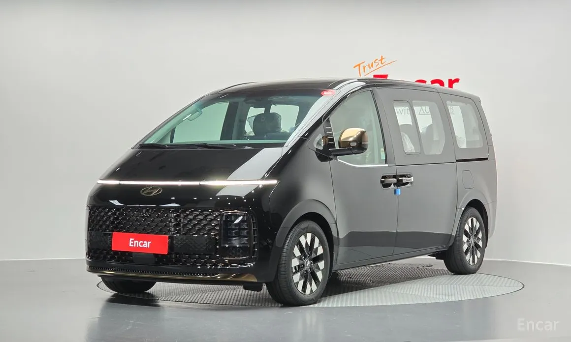 Hyundai Staria 2021 4WD Lounge 7-Seater
