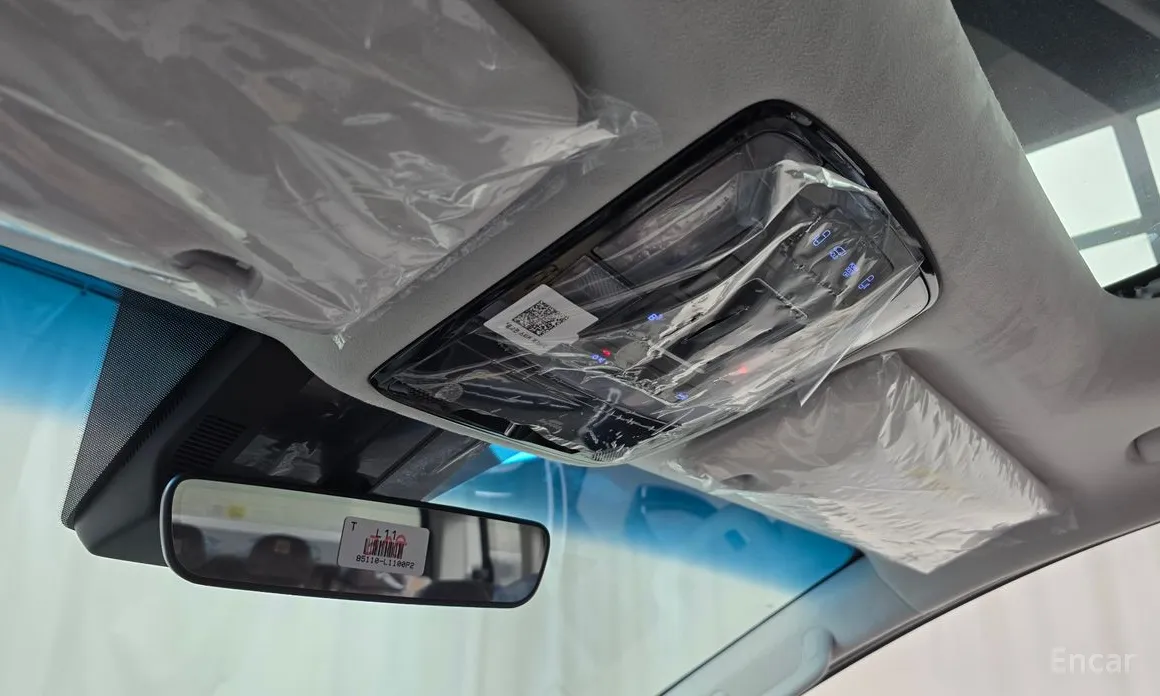 Hyundai Staria 2021 4WD Lounge 7-Seater