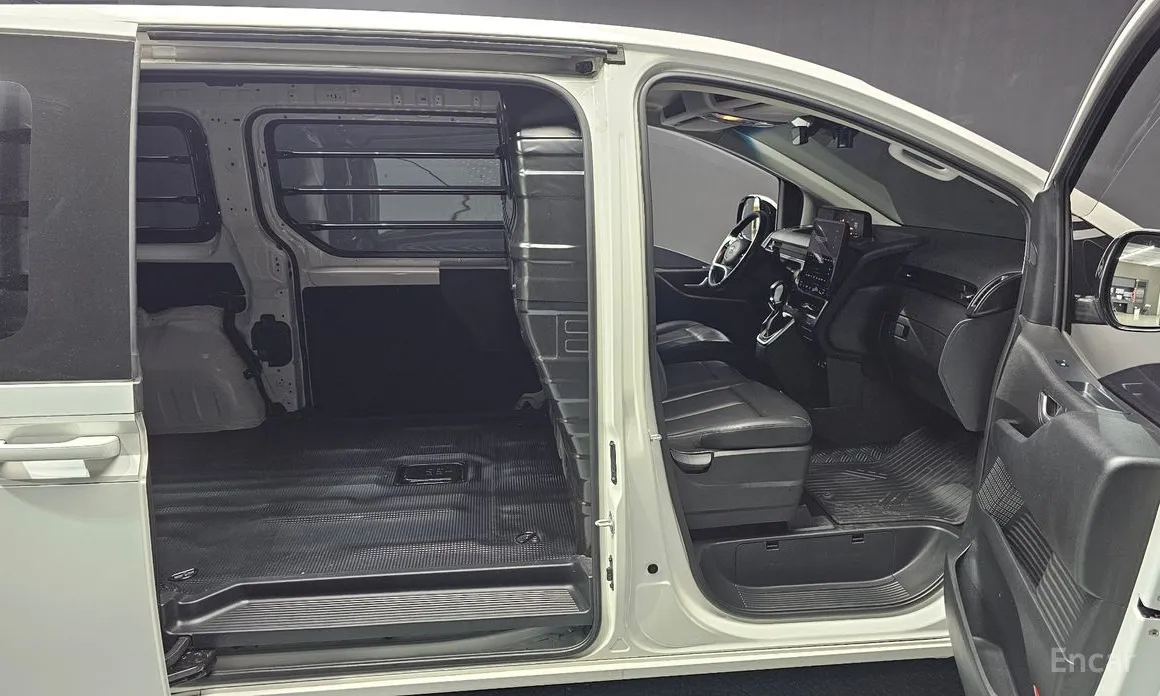 Hyundai Staria 2021 L3.5 Cargo 3-Seater