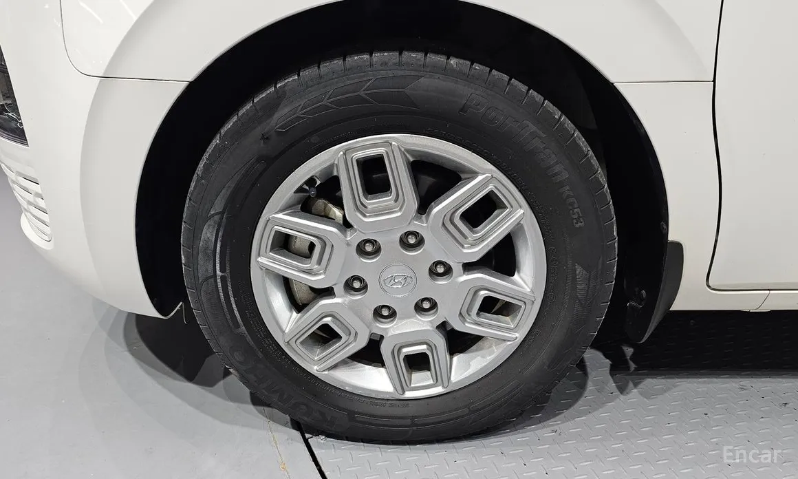 Hyundai Staria 2021 L3.5 Cargo 3-Seater