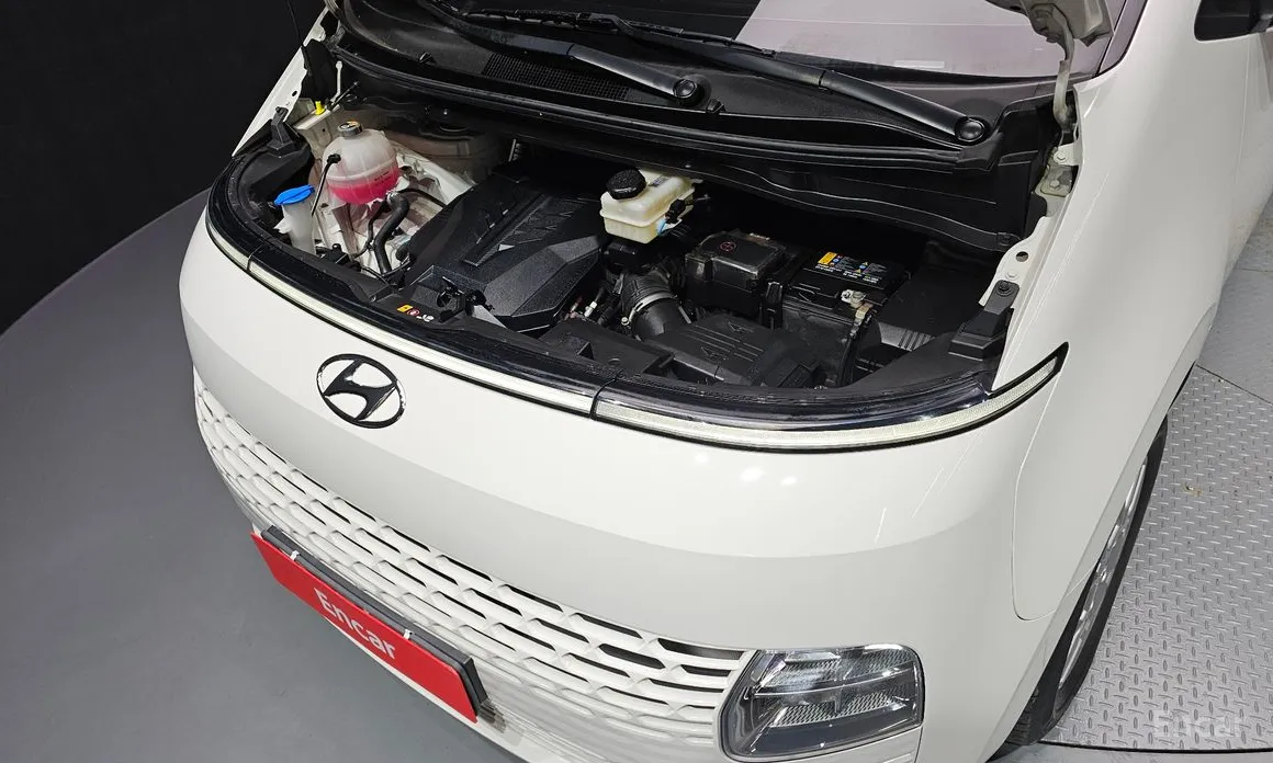 Hyundai Staria 2021 L3.5 Cargo 3-Seater