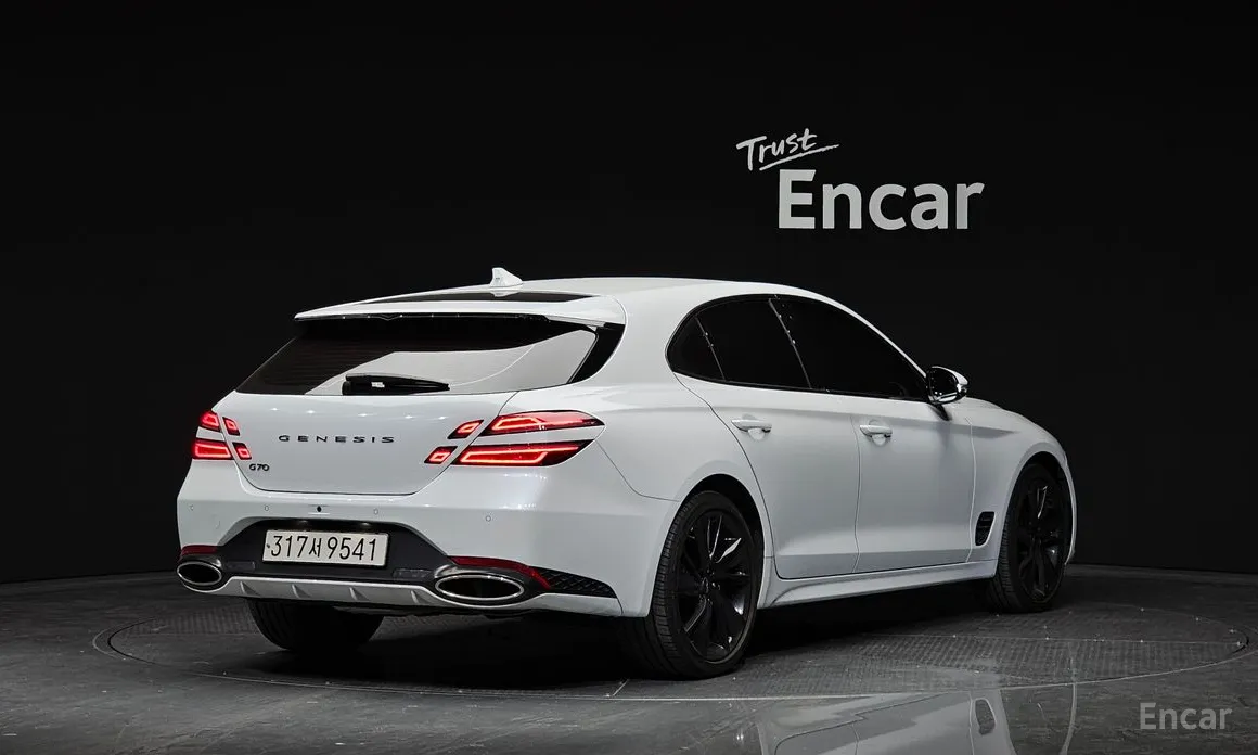 Genesis G70 2022 Gasoline 2.0T 2WD