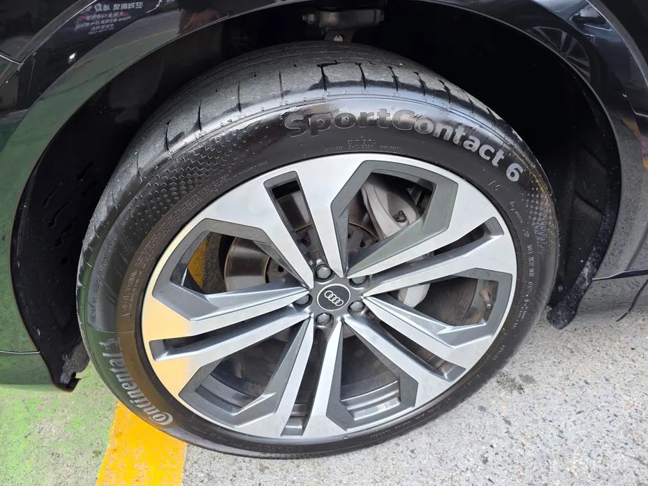 Audi Q8 2018 55 TFSI Quattro Premium