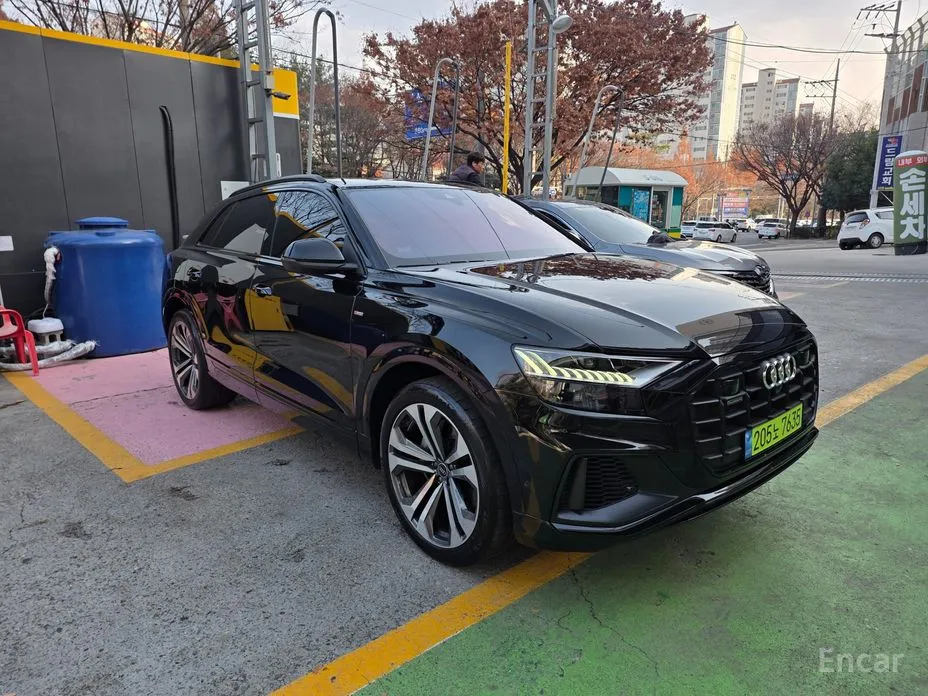 Audi Q8 2018 55 TFSI Quattro Premium