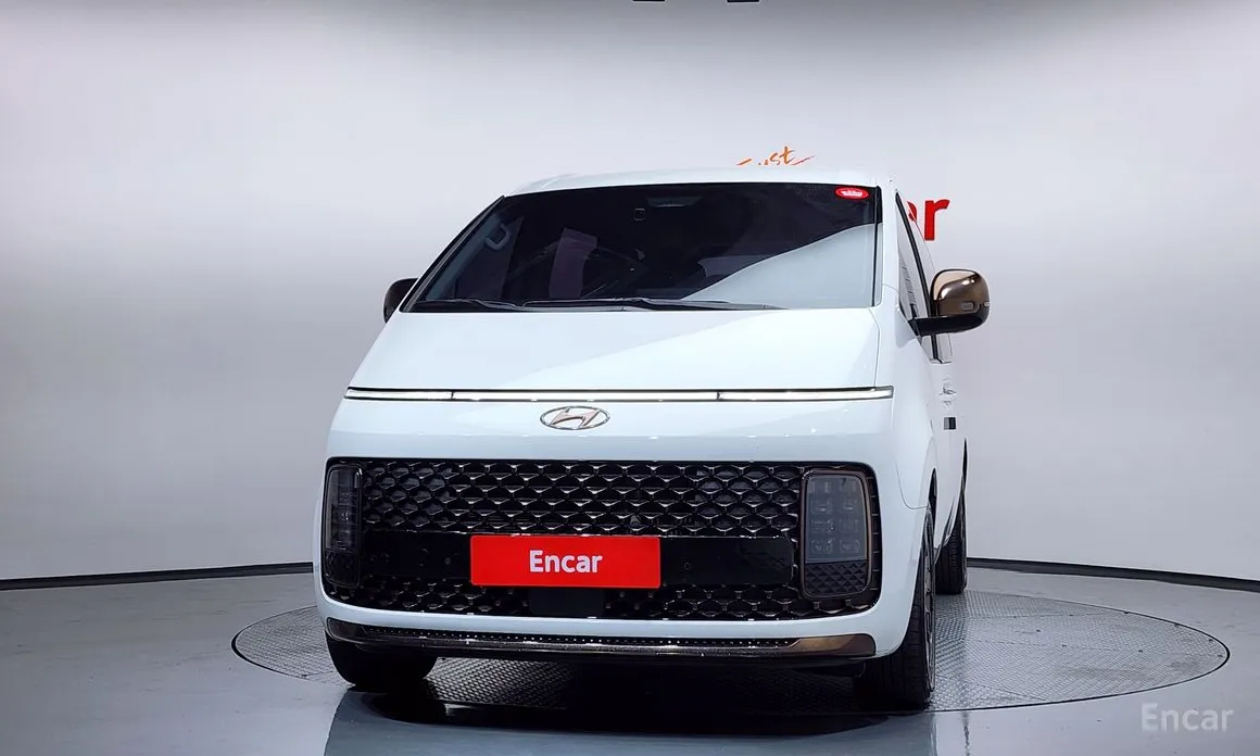 2021 Hyundai Staria