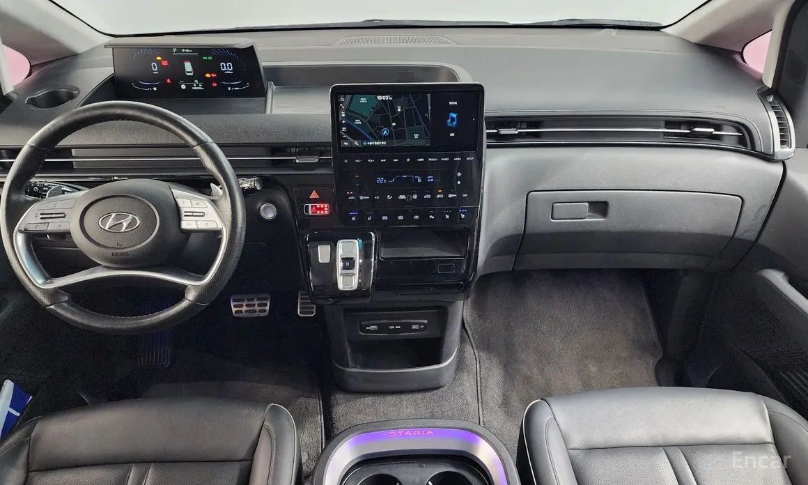 Hyundai Staria 2021 Lounge 9-Seater