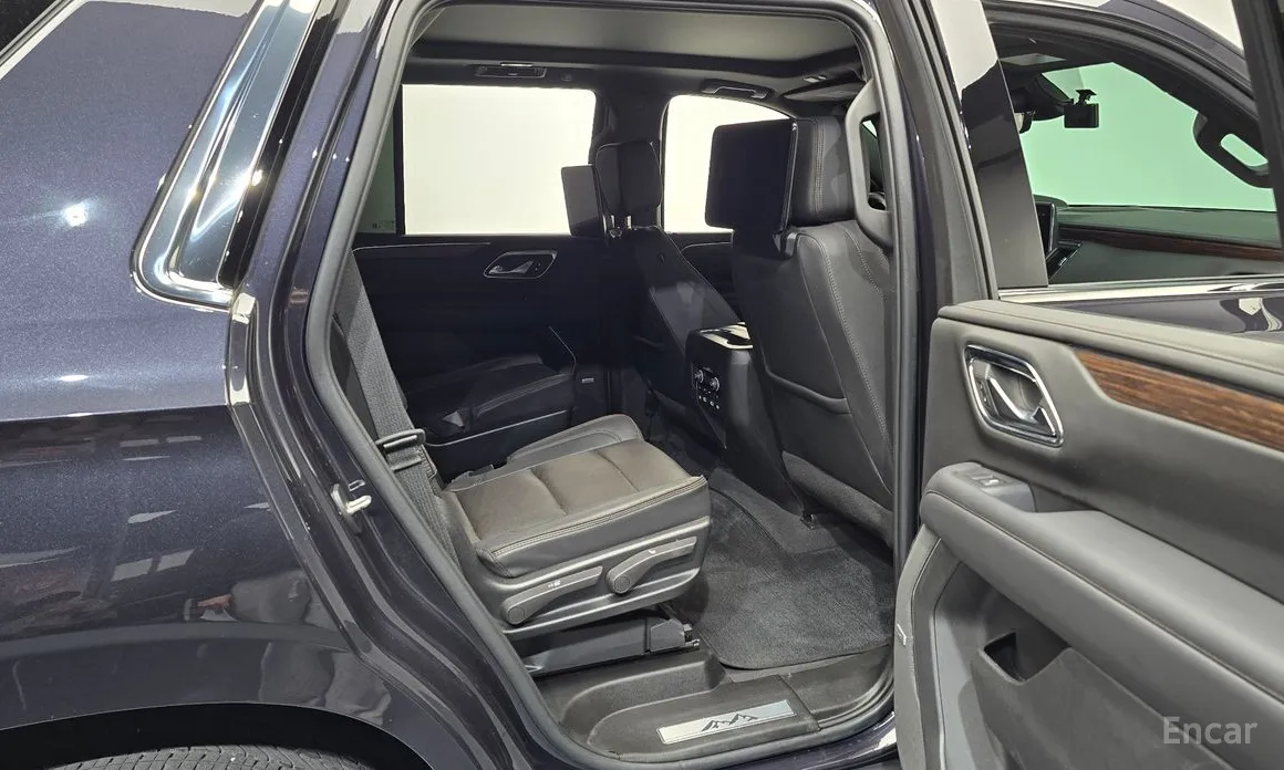 Chevrolet Tahoe 2022 6.2 Dark Knight 4WD