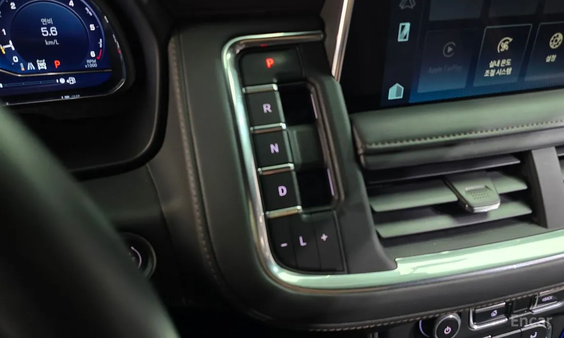 Chevrolet Tahoe 2022 6.2 Dark Knight 4WD