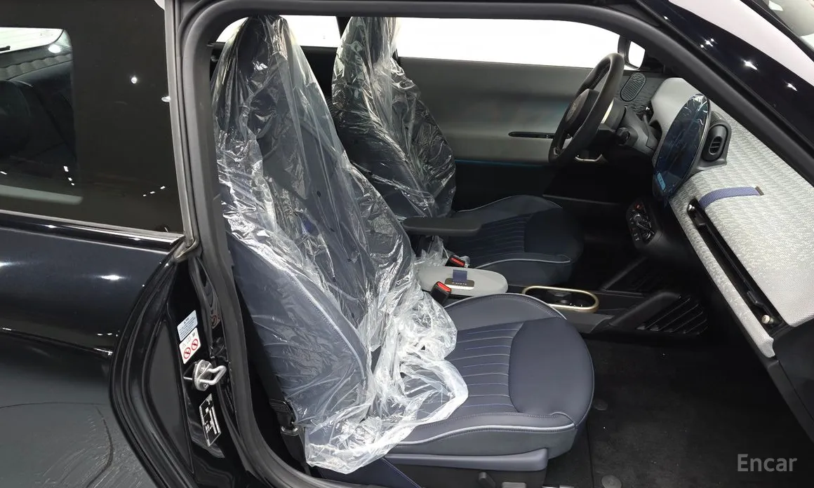 Mini Cooper 2025 SE Favoured