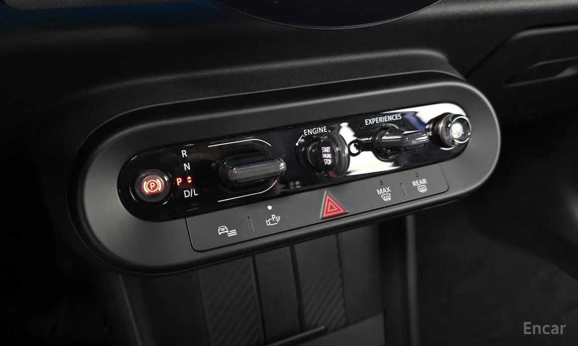 Mini Cooper 2024 5 Door Favoured