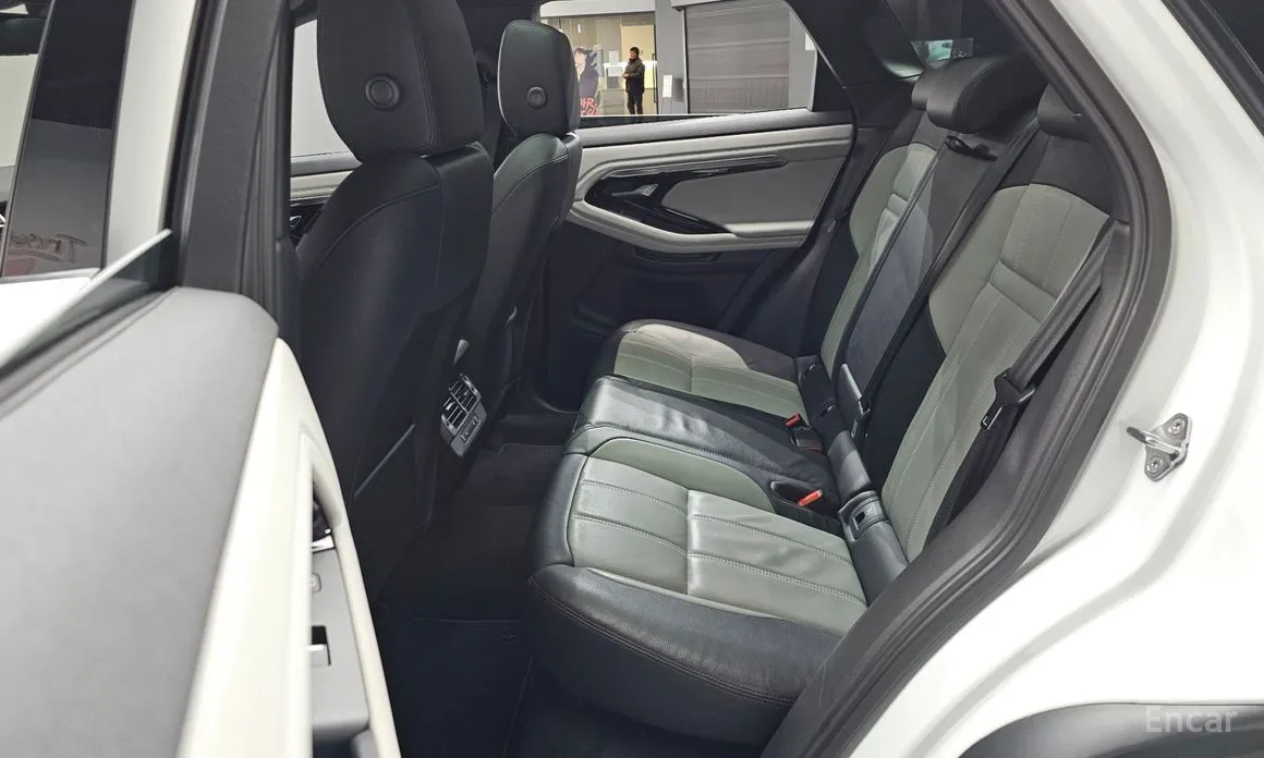 Land Rover Range Rover Evoque 2019 P250 R-Dynamic SE