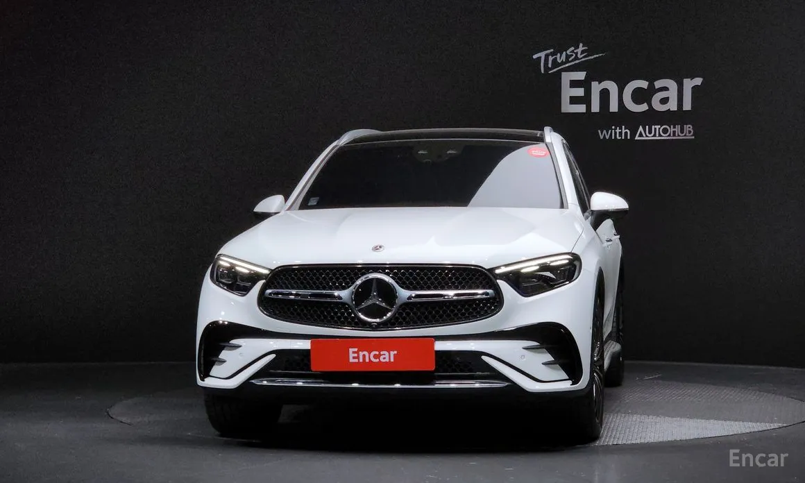Mercedes-Benz GLC-Class 2023 GLC300 4MATIC AMG Line