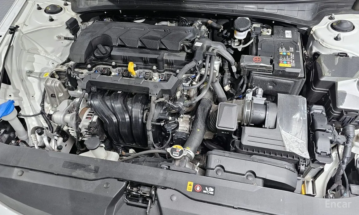 Hyundai Avante 2023 1.6