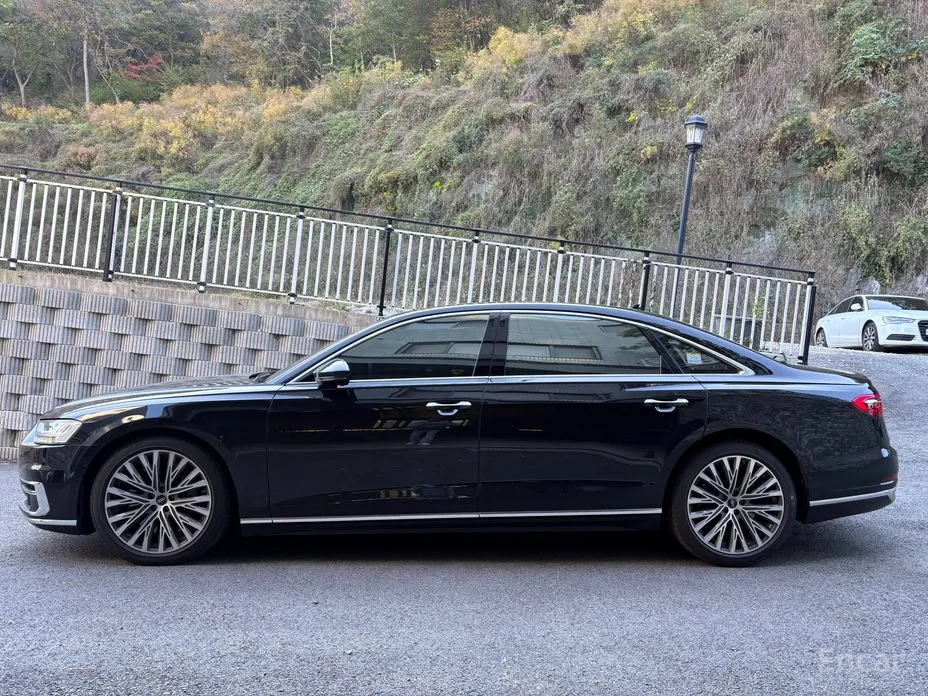 Audi A8 2018 60 TFSI Quattro LWB