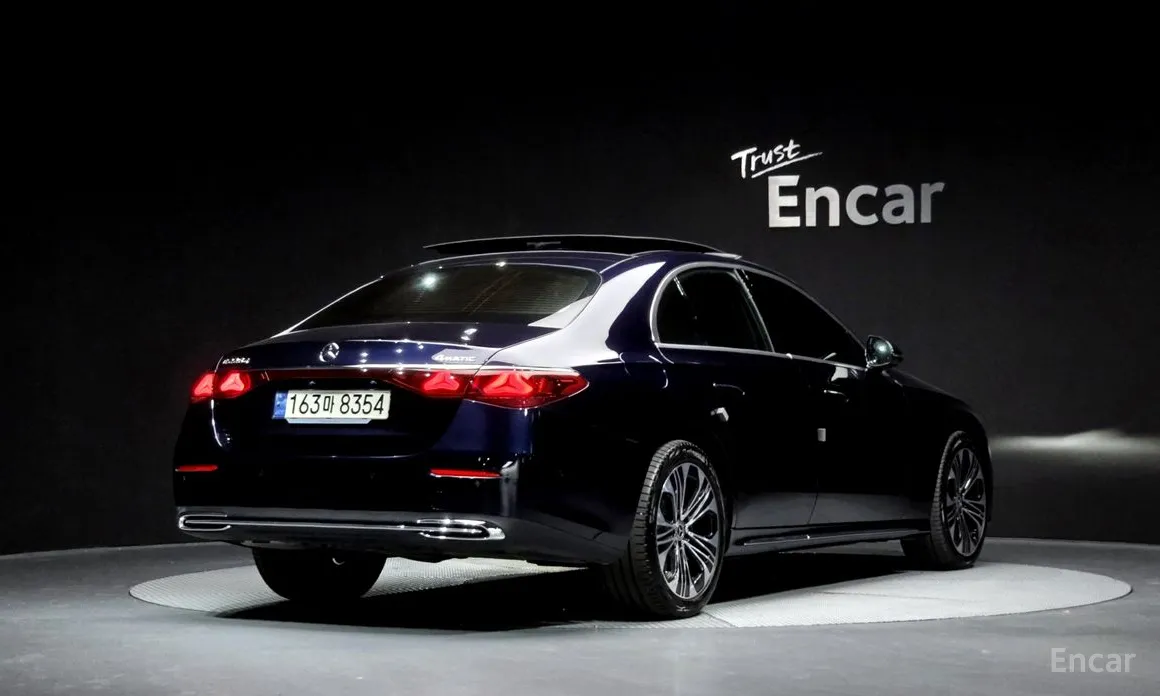 Mercedes-Benz E-Class 2024 E220d 4MATIC Exclusive