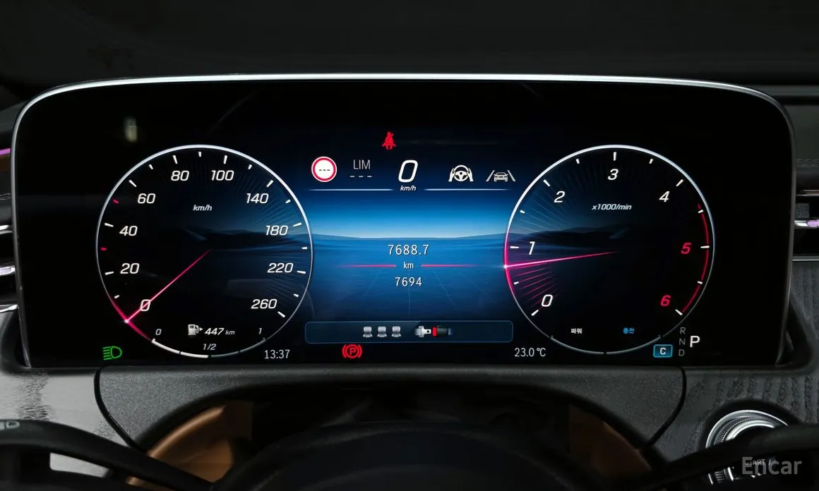 Mercedes-Benz E-Class 2024 E220d 4MATIC Exclusive