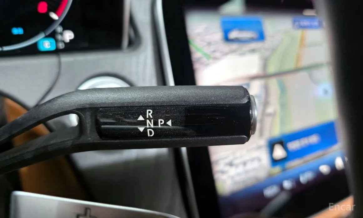 Mercedes-Benz E-Class 2024 E220d 4MATIC Exclusive