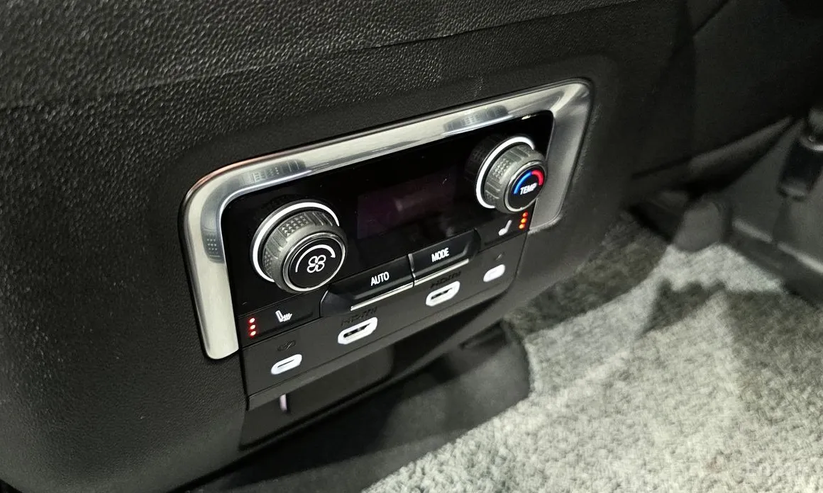 Chevrolet Tahoe 2022 6.2 Dark Knight 4WD