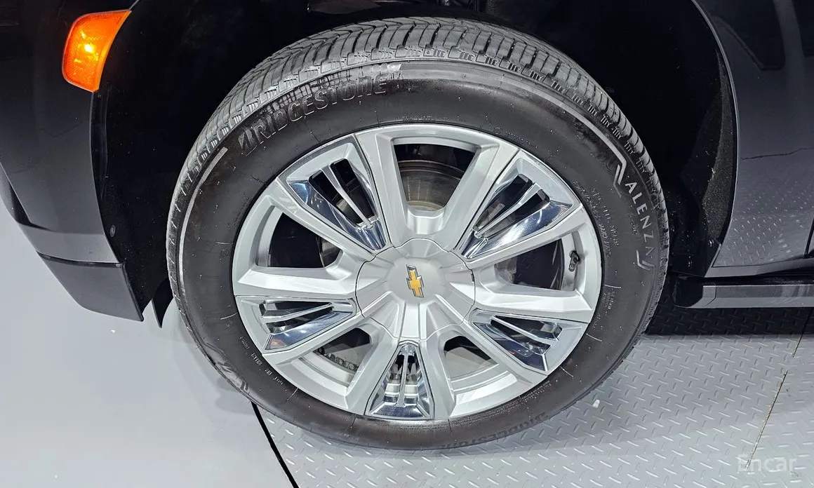 Chevrolet Tahoe 2022 6.2 Dark Knight 4WD