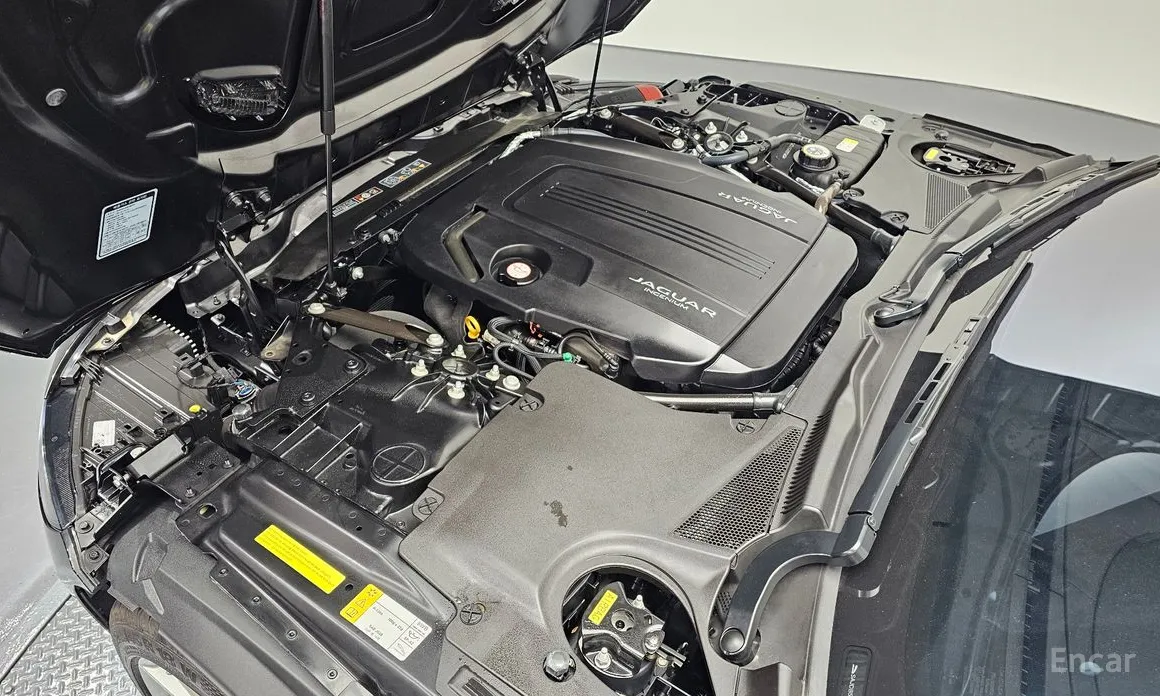 Jaguar F-Type 2013 P300 Convertible