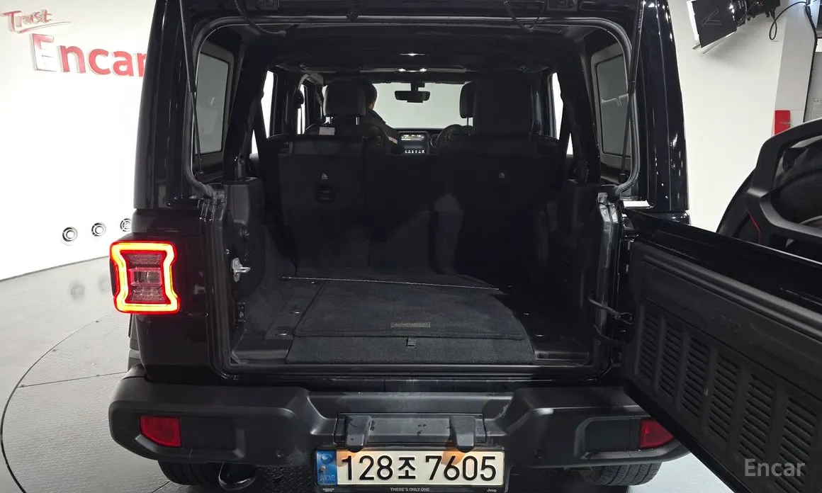 Jeep Wrangler 2018 2.0 Overland 4Door