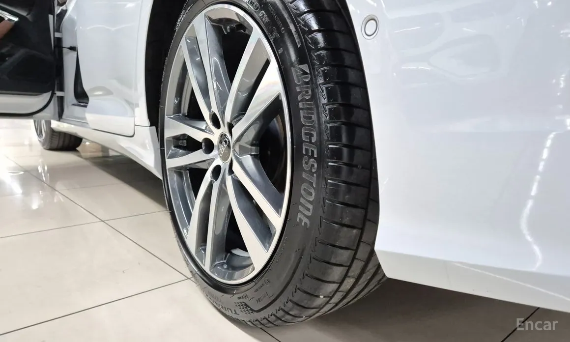 Audi A6 2019 45 TFSI Premium