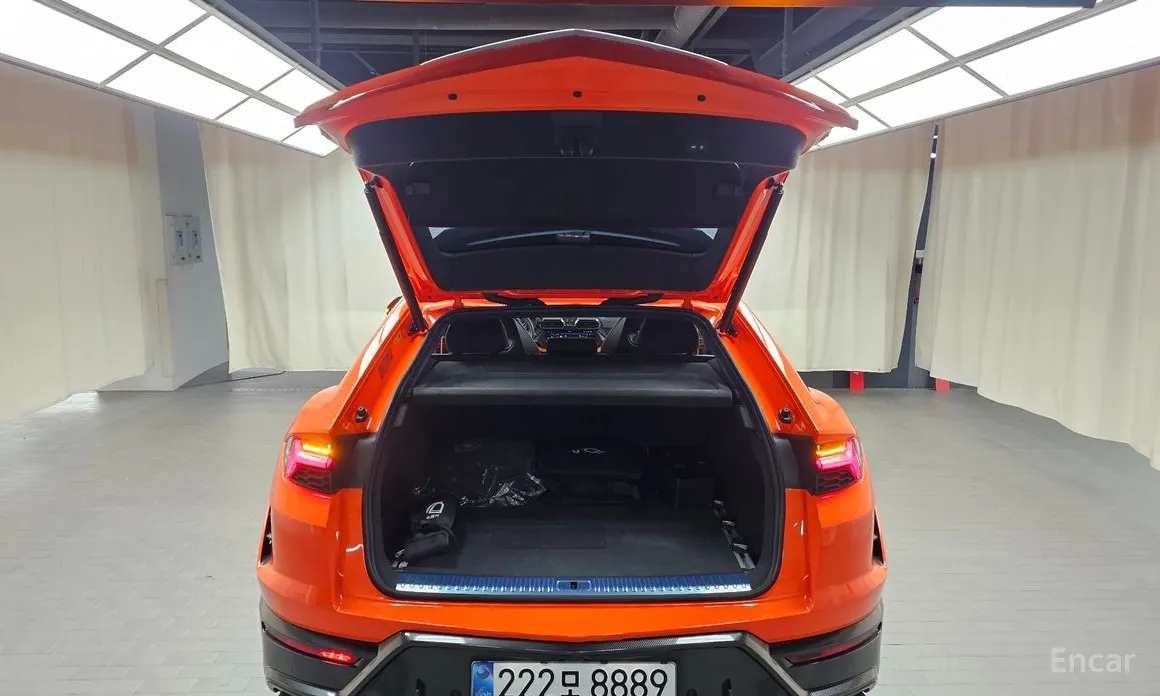 Lamborghini Urus 2018 4.0 V8 SE