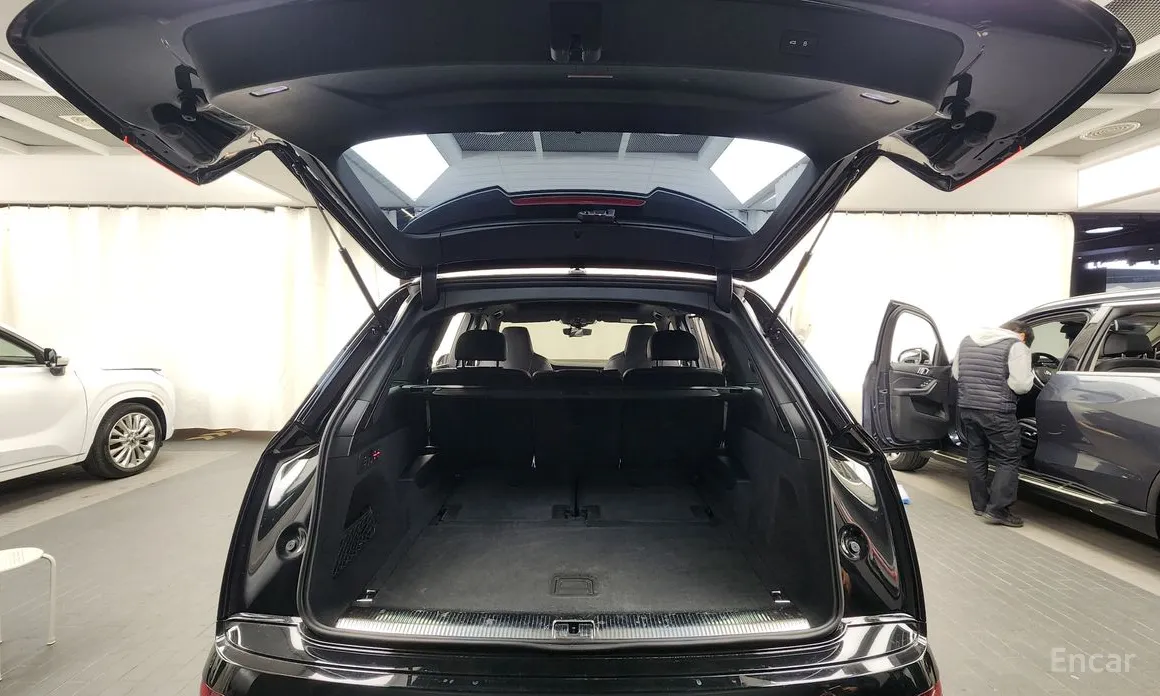 Audi Q7 2016 55 TFSI Quattro Premium