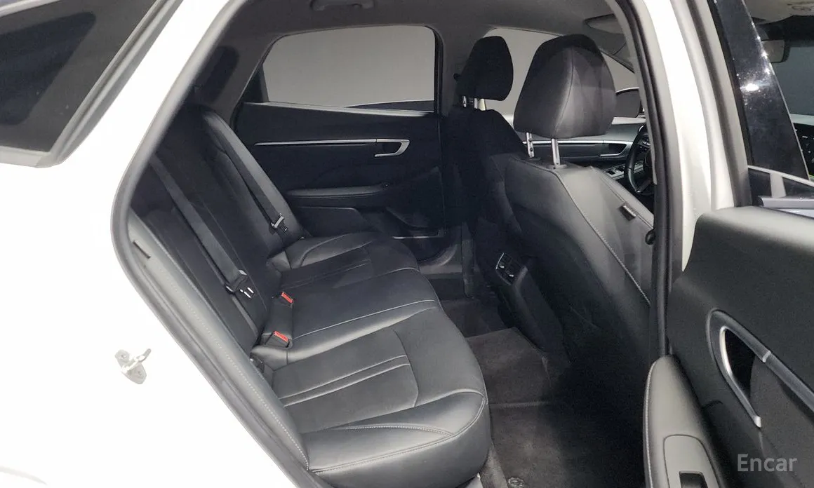 Hyundai Sonata 2023 2.0 LPG(Rent)