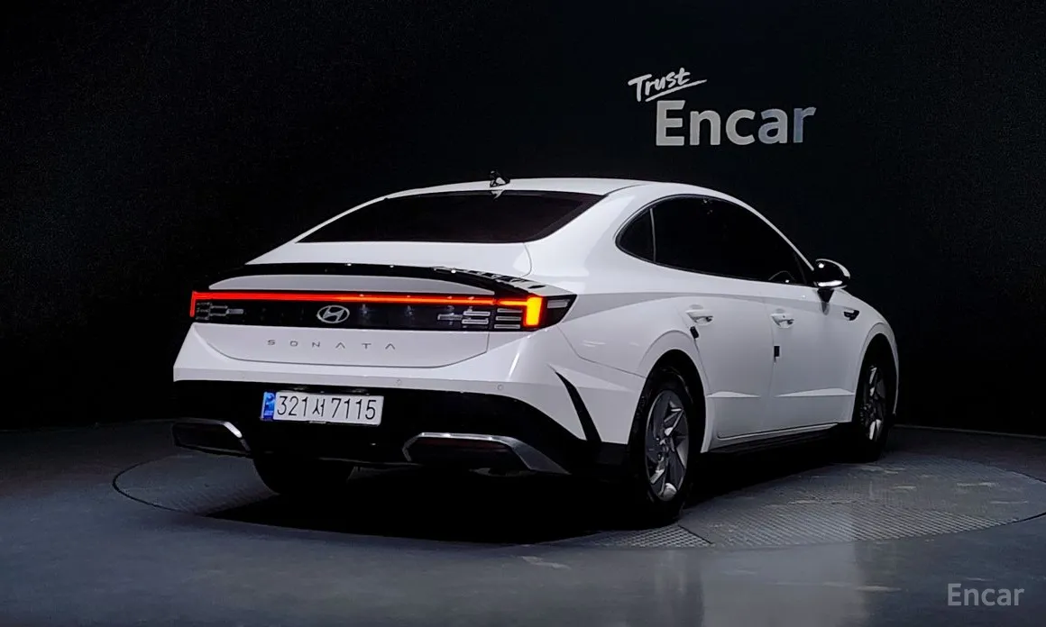 Hyundai Sonata 2023 2.0 LPG(Rent)