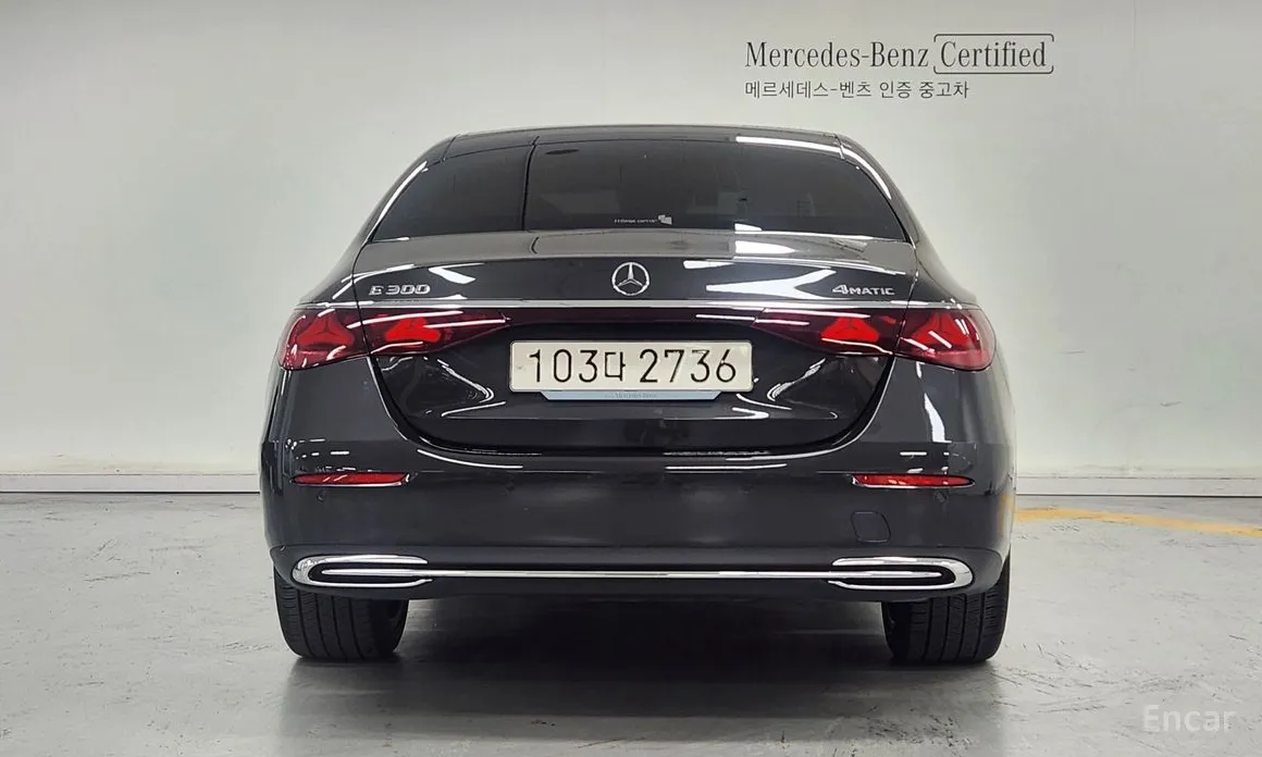 Mercedes-Benz E-Class 2024 E300 4MATIC Exclusive