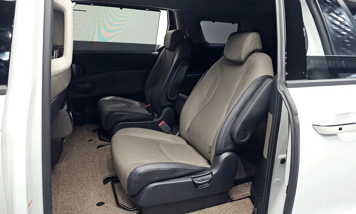 Kia Carnival 2023 HEV 9seater Nobless