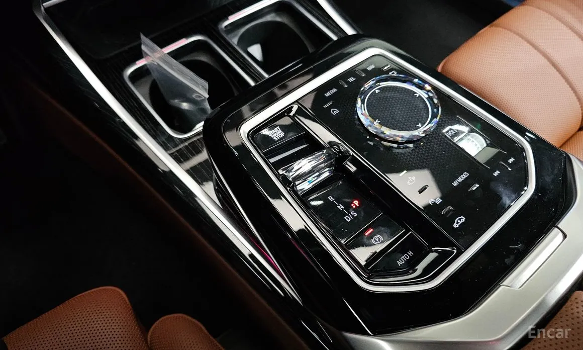 BMW 7 Series 2022 740i xDrive M Sport