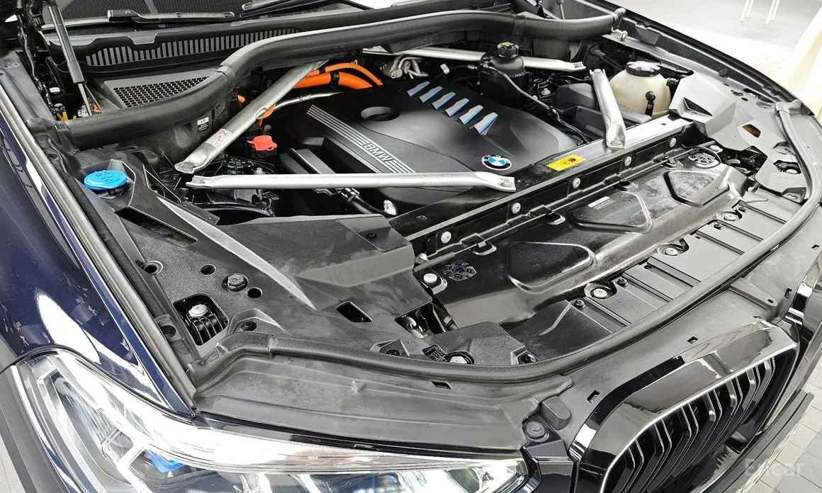 BMW X5 2019 xDrive 45e M Sport