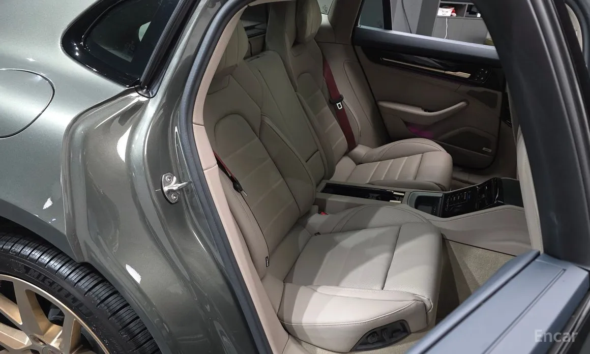 Porsche Panamera 2024 2.9 AWD E-Hybrid