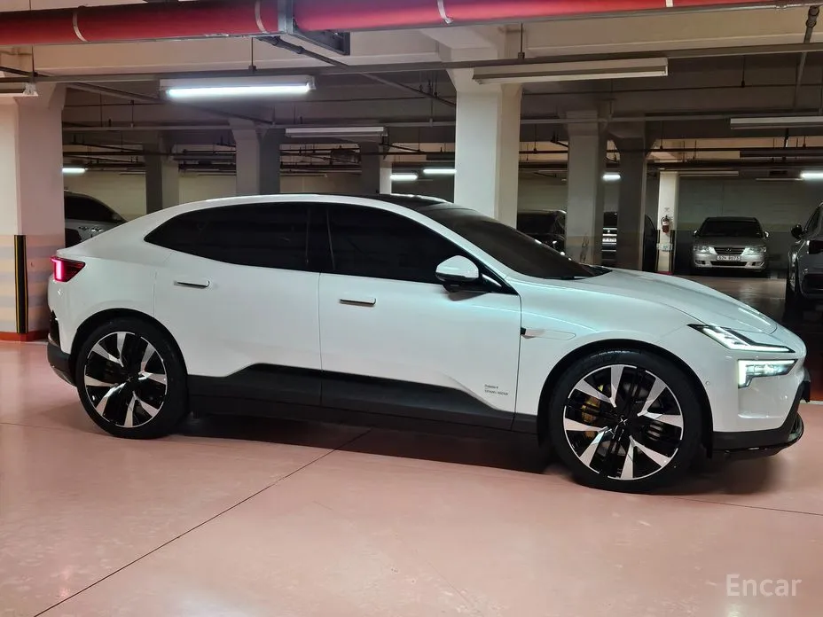 Polestar 4 2024 Long Range Duel Moter