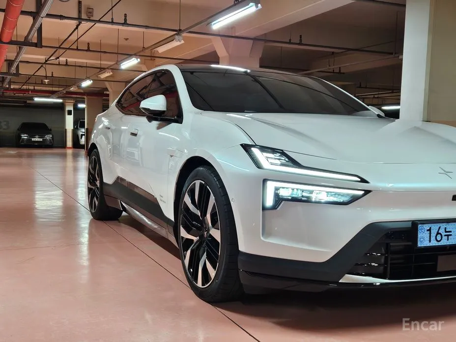 Polestar 4 2024 Long Range Duel Moter