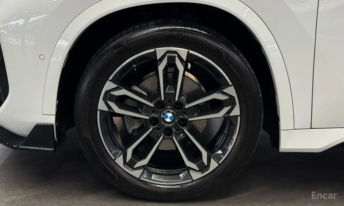 BMW X1 2023 sDrive 20i M Sport