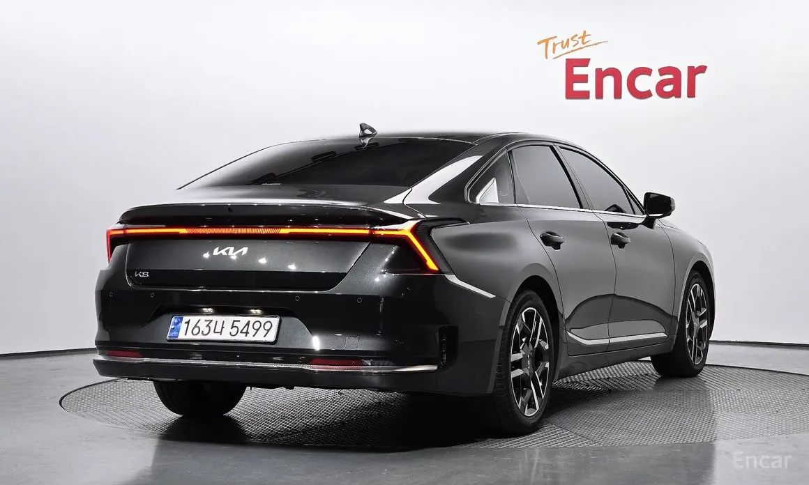 2024 Kia K8